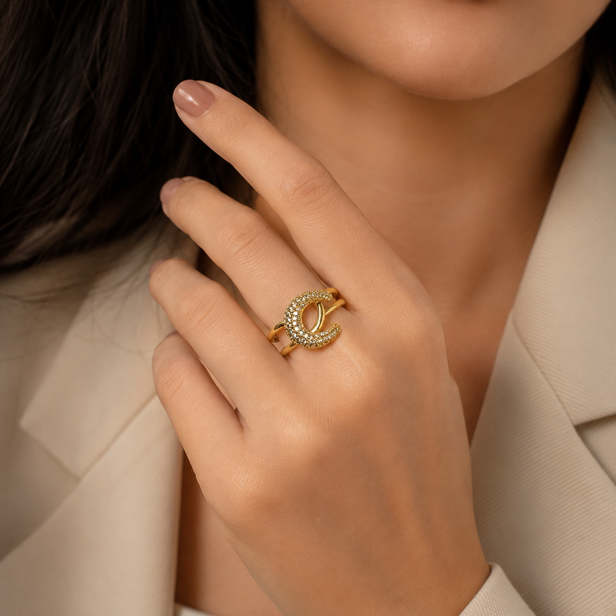 Elegant Gold Crescent Pavé Ring